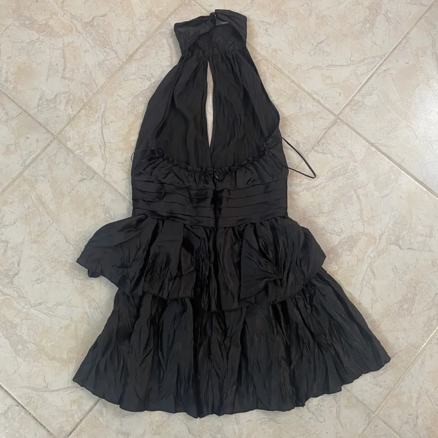 پیراهن ساتن کمر باز