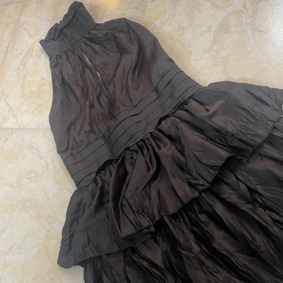 پیراهن ساتن کمر باز