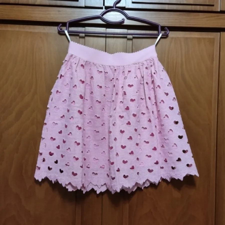 بلوز و دامن