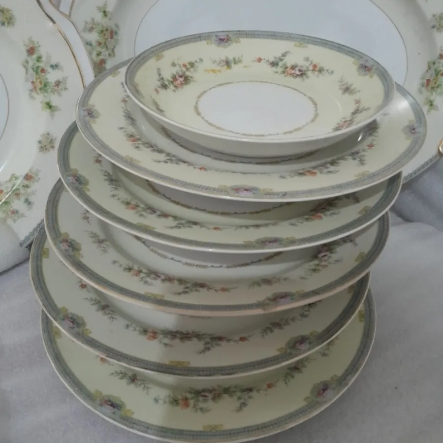 سرویس انتیک