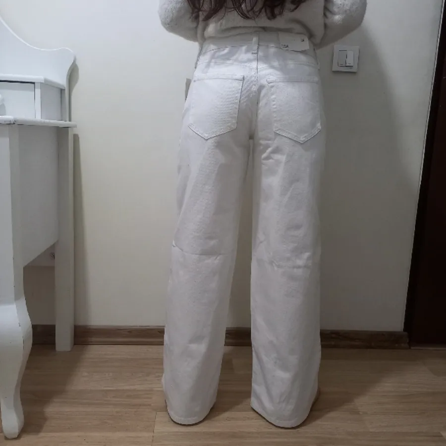 شلوار جین سفید وارداتی