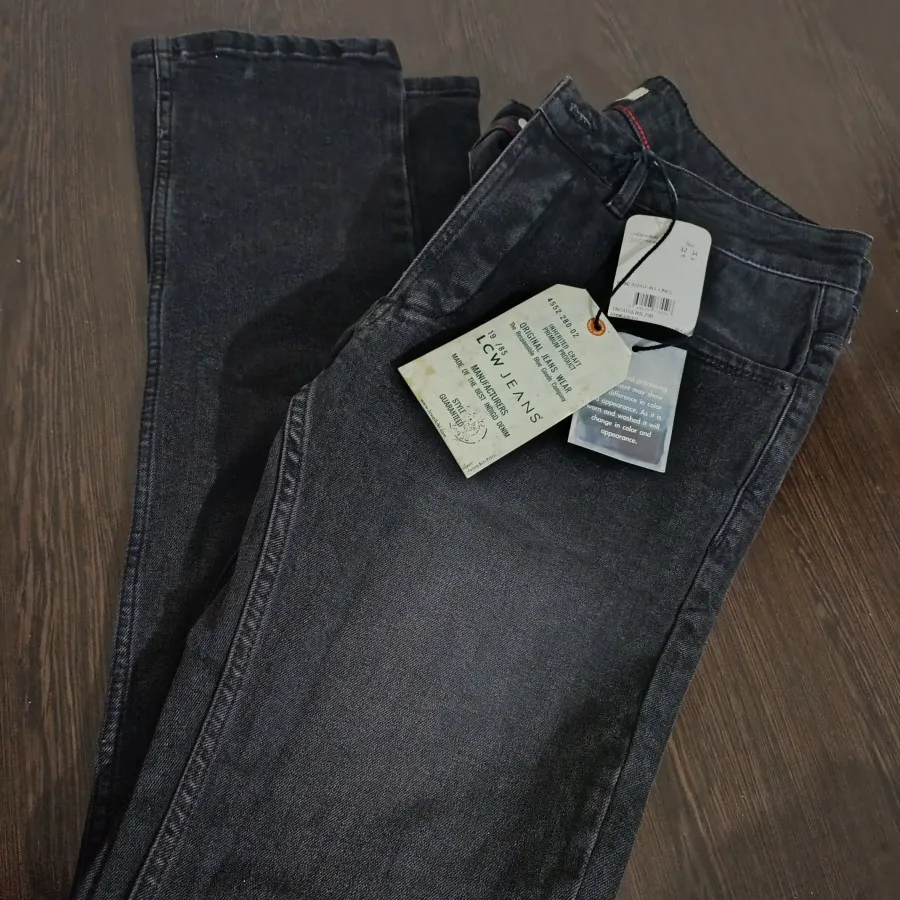 شلوار جین کشی مشکی