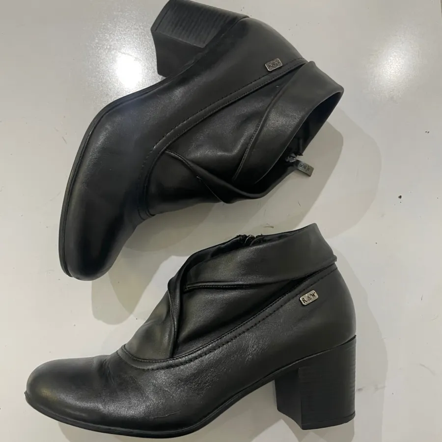 کفش چرم  برند r&w