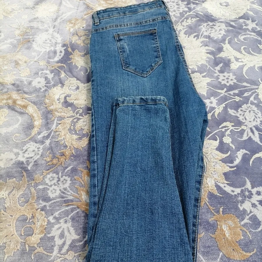 شلوار جین اسکینی