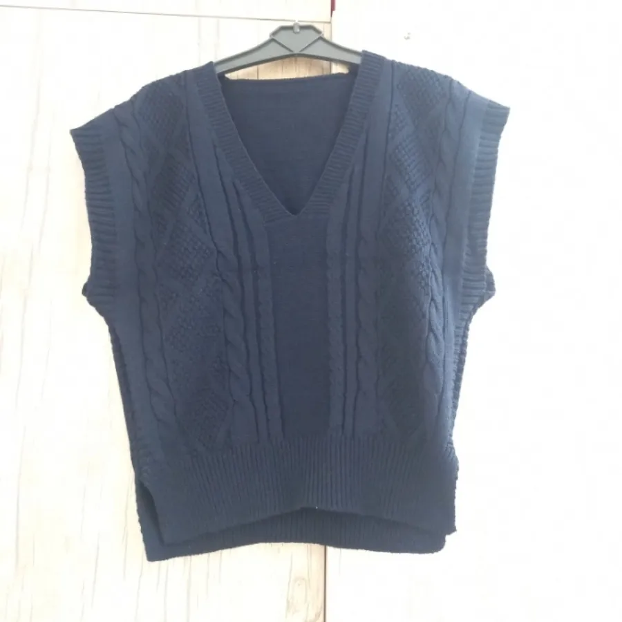 وست سرمه ای