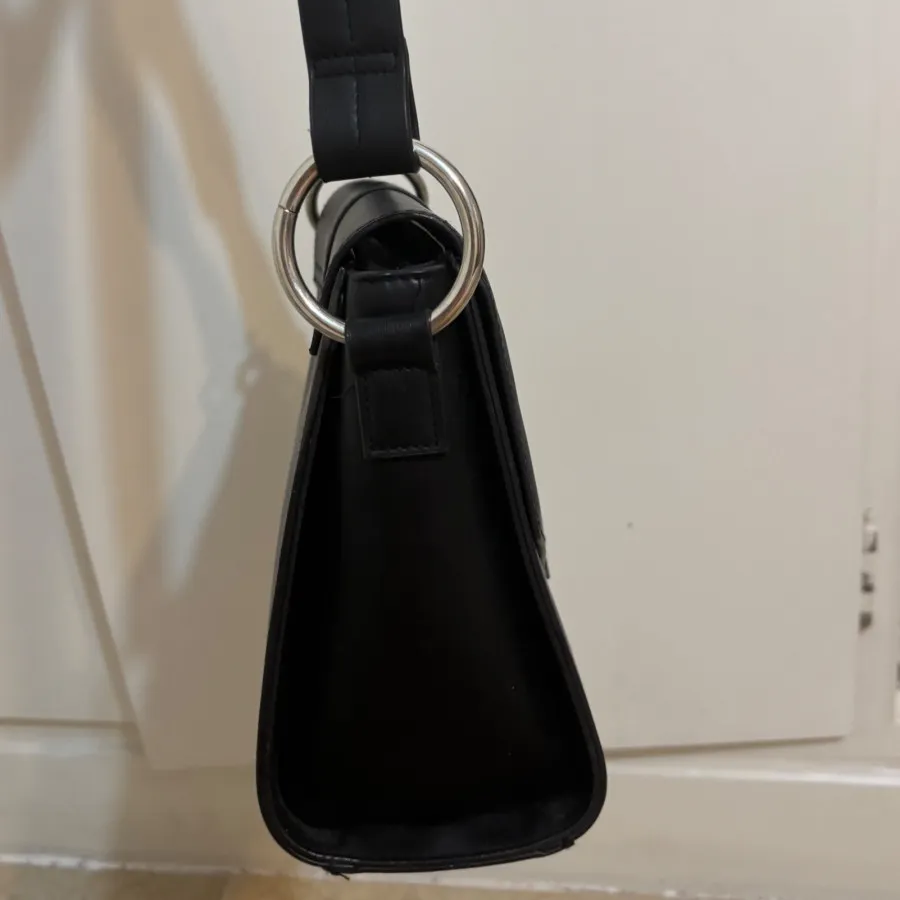 کیف برشکا مشکی