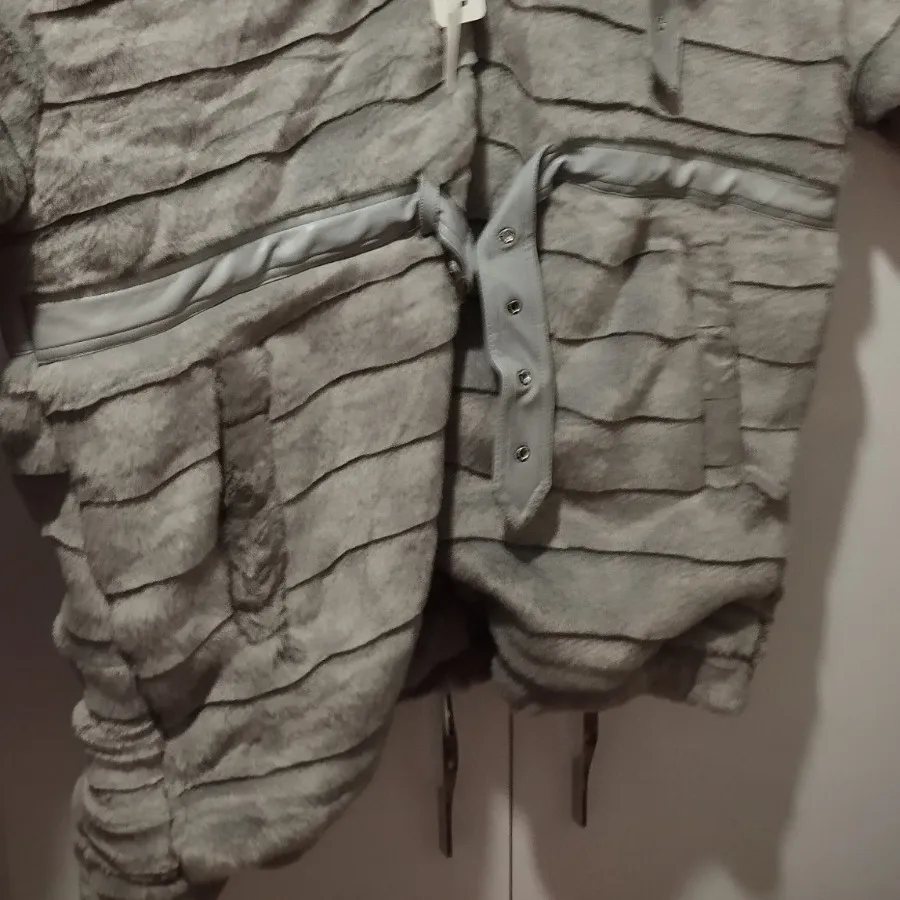 کاپشن خز مصنوعی