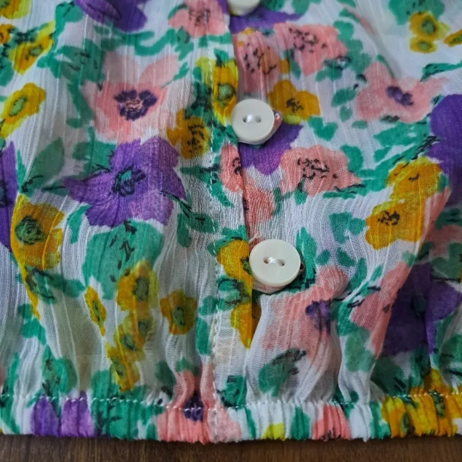 کرلب  بسیار جذاب Bershka