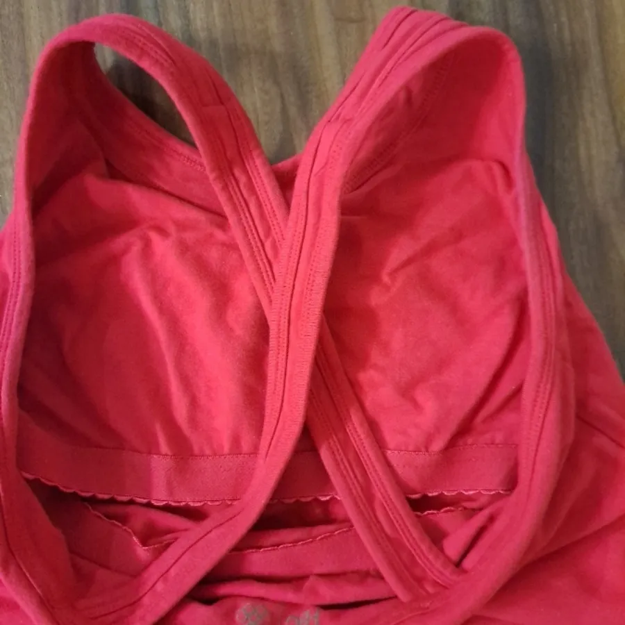 لباس ورزی بسیار خوشکل