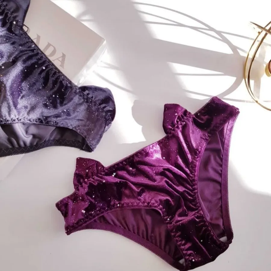 ست سوتین و شورت