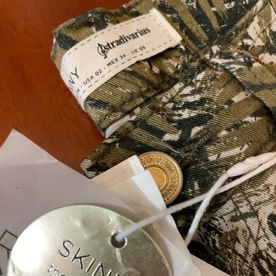 شلوار  برند استرادیواریوس