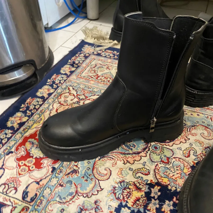 چکمه مدل تانکی