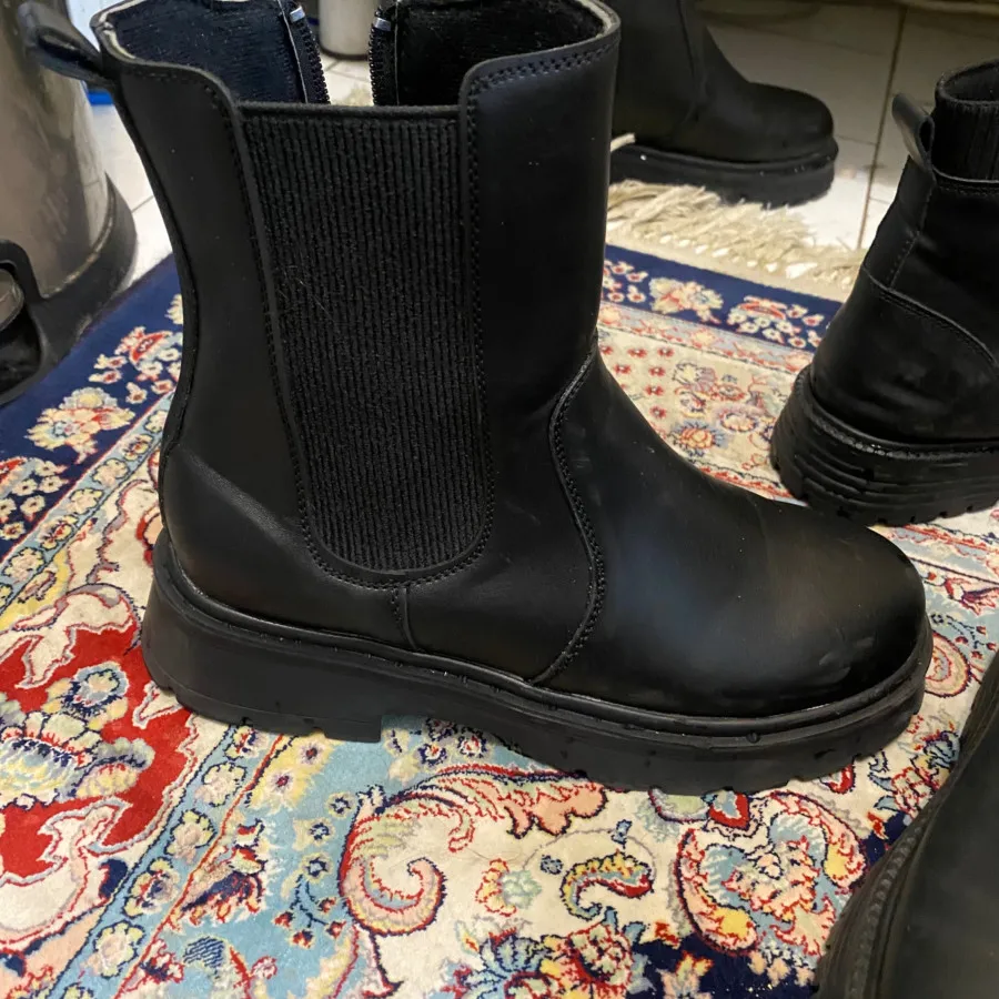 چکمه مدل تانکی