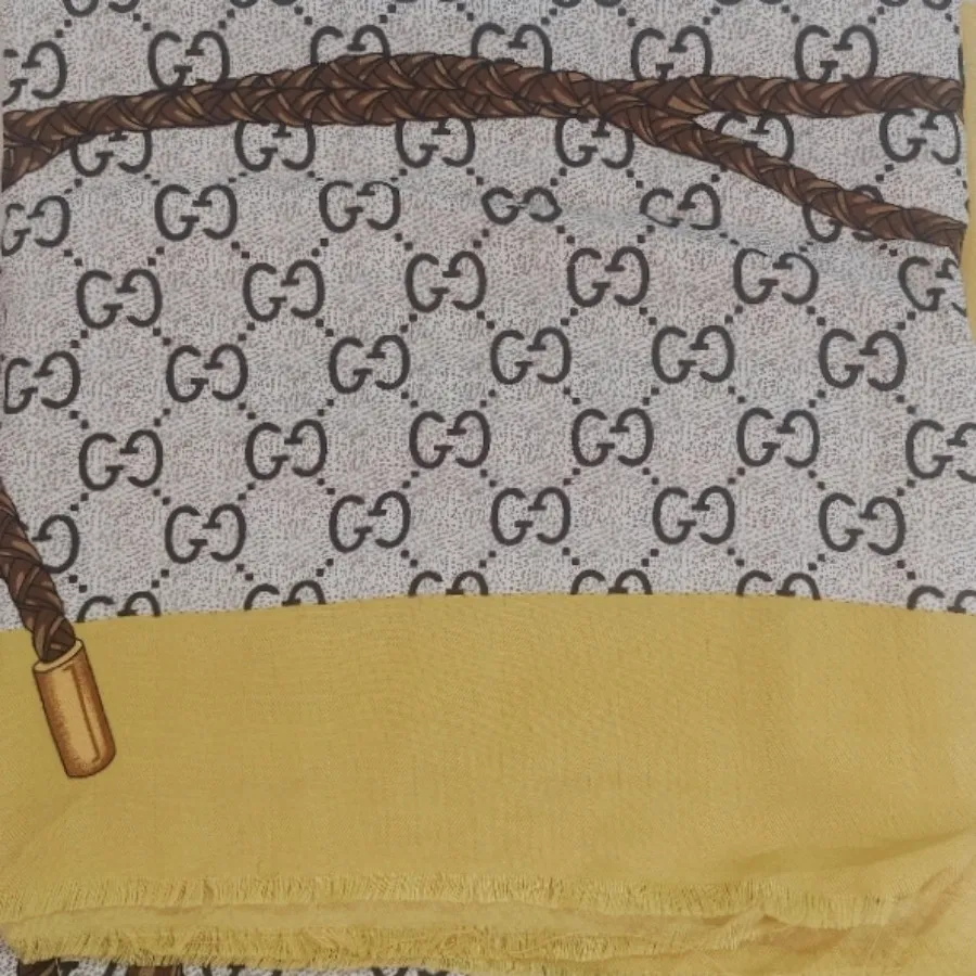 روسری قواره دار گوچی زرد