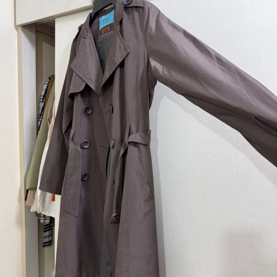 ترنج کت یا بارونی