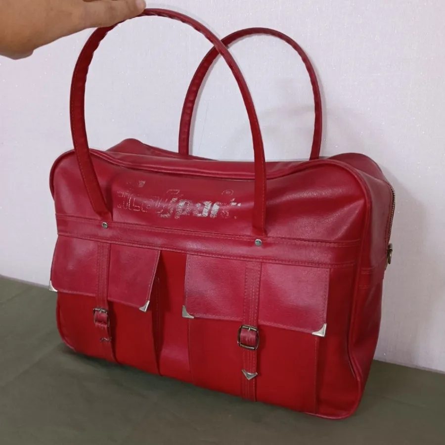 ساک چرم قدیمی