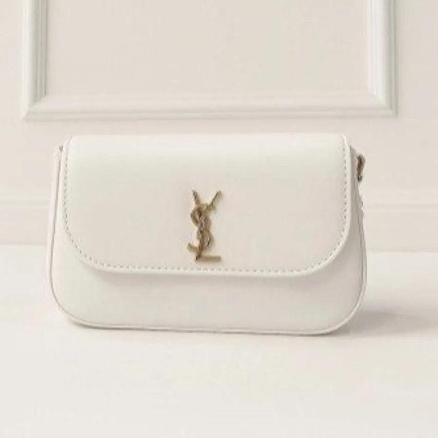 کیف پاسپورتی ysl