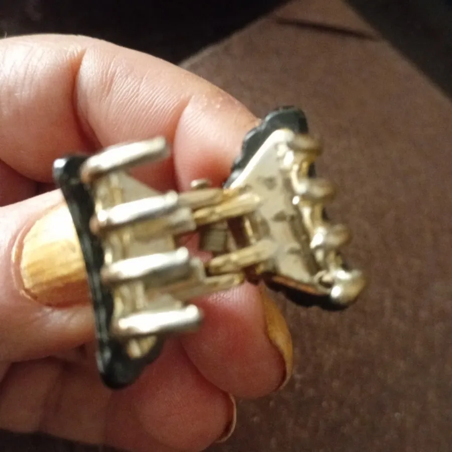 گیره سر گوچی