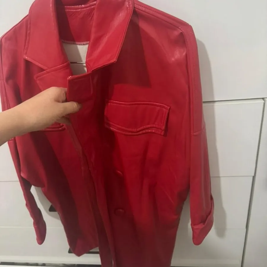 پالتو چرم قرمز