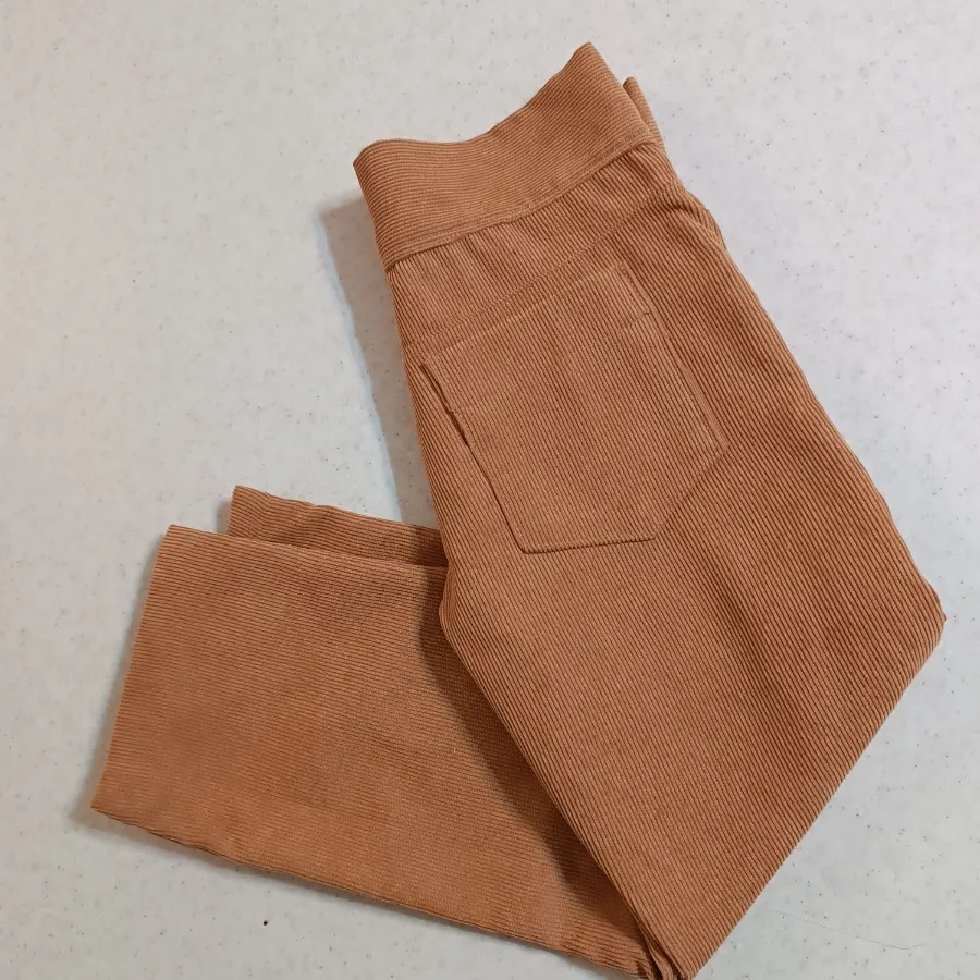 شلوار مخمل کبریتی بچگانه