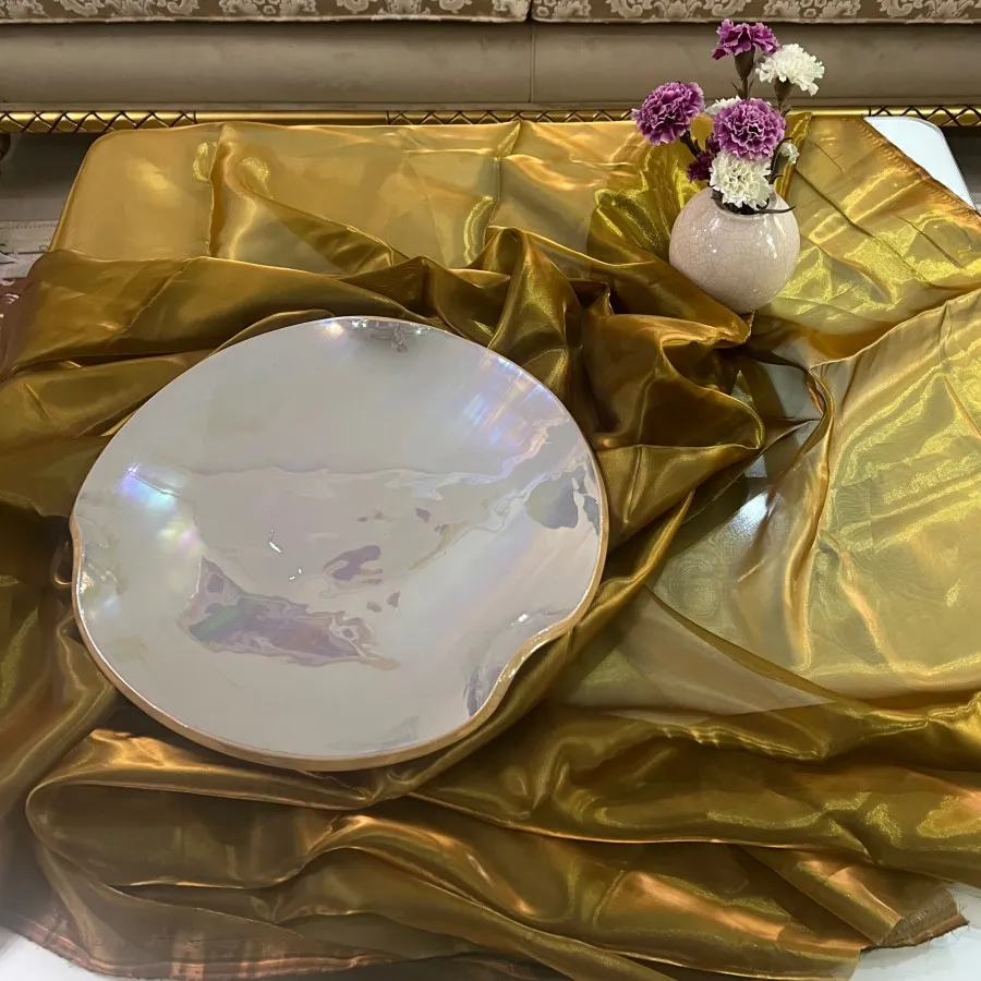 پارچه شاین طلایی برنزی