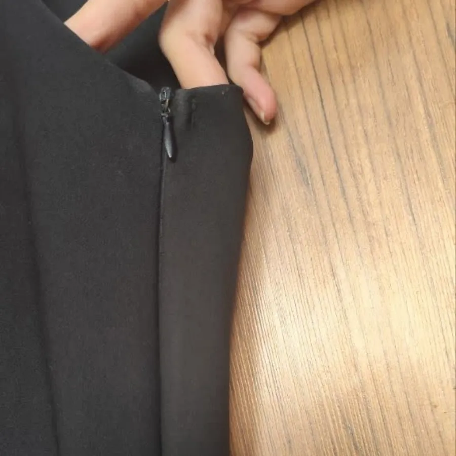 پیراهن مشکی