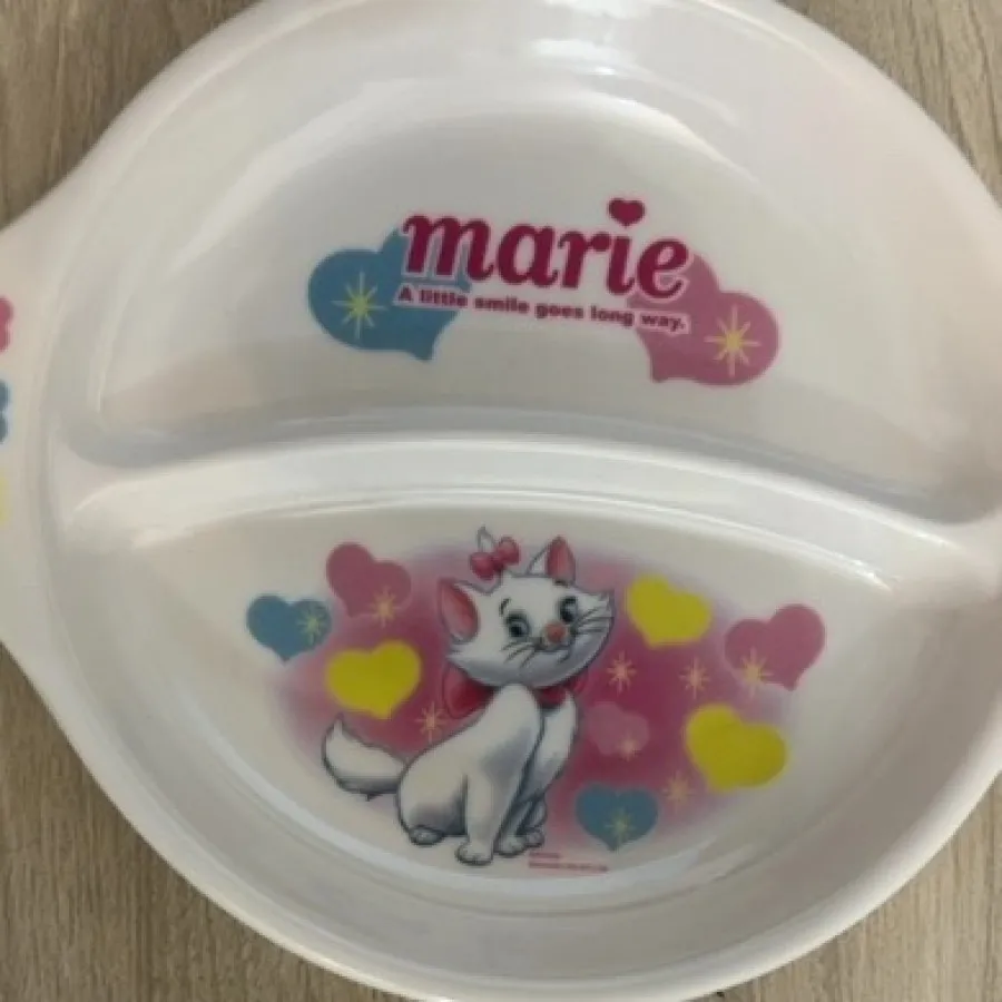 سرویس غذا خوری کودک