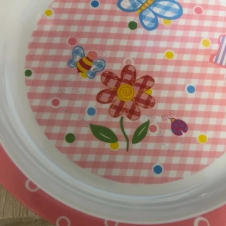 سرویس غذا خوری کودک