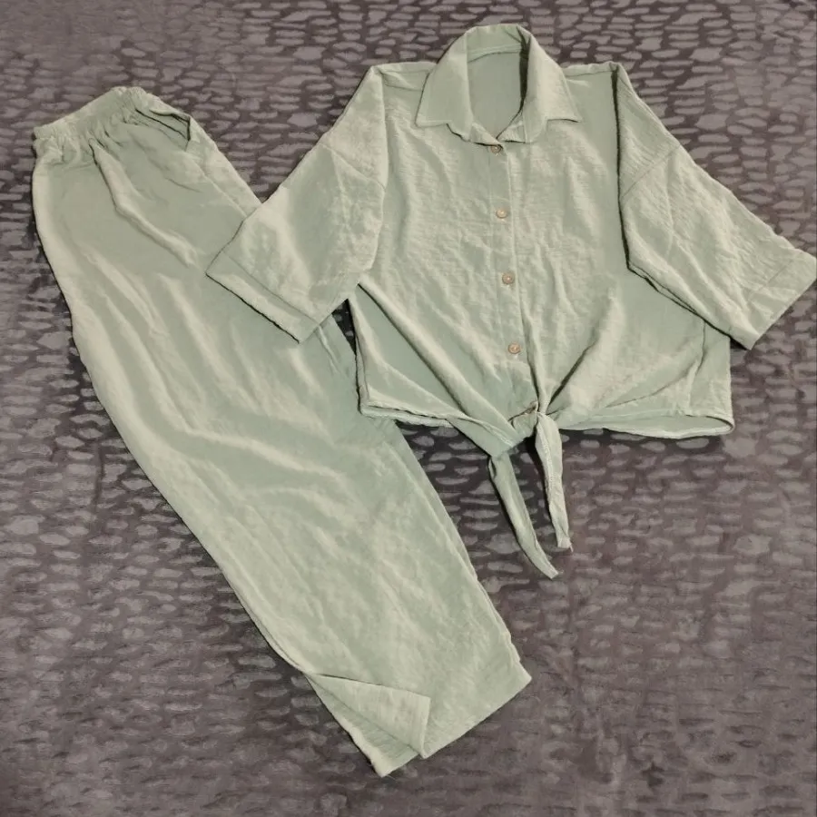 شومیز و شلوار زنانه