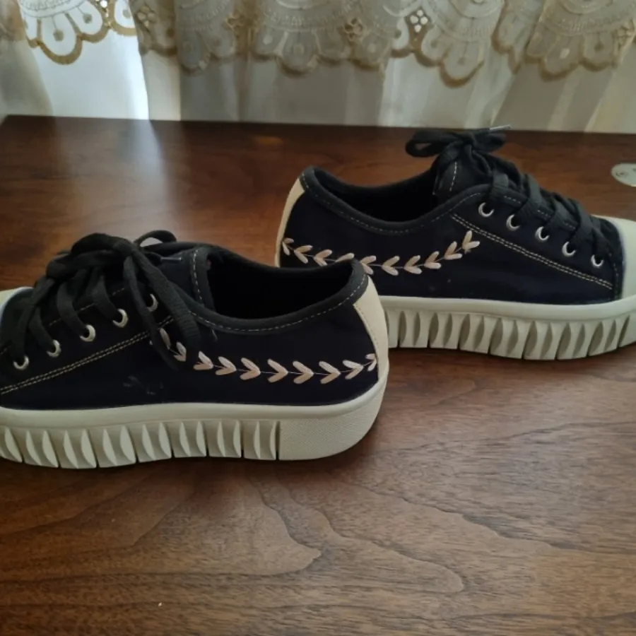 کتونی کفش ونس زنانه