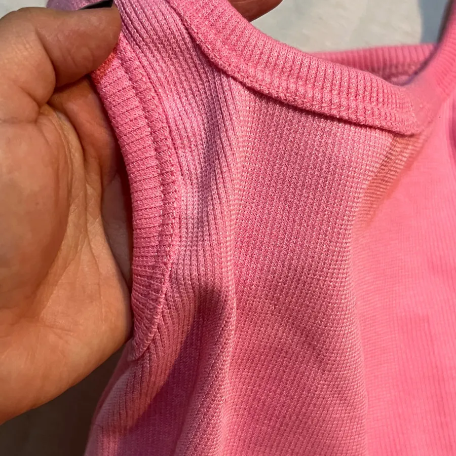 کراپ صورتی عروسکی