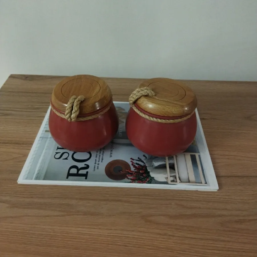 ظرف در دار چوبی