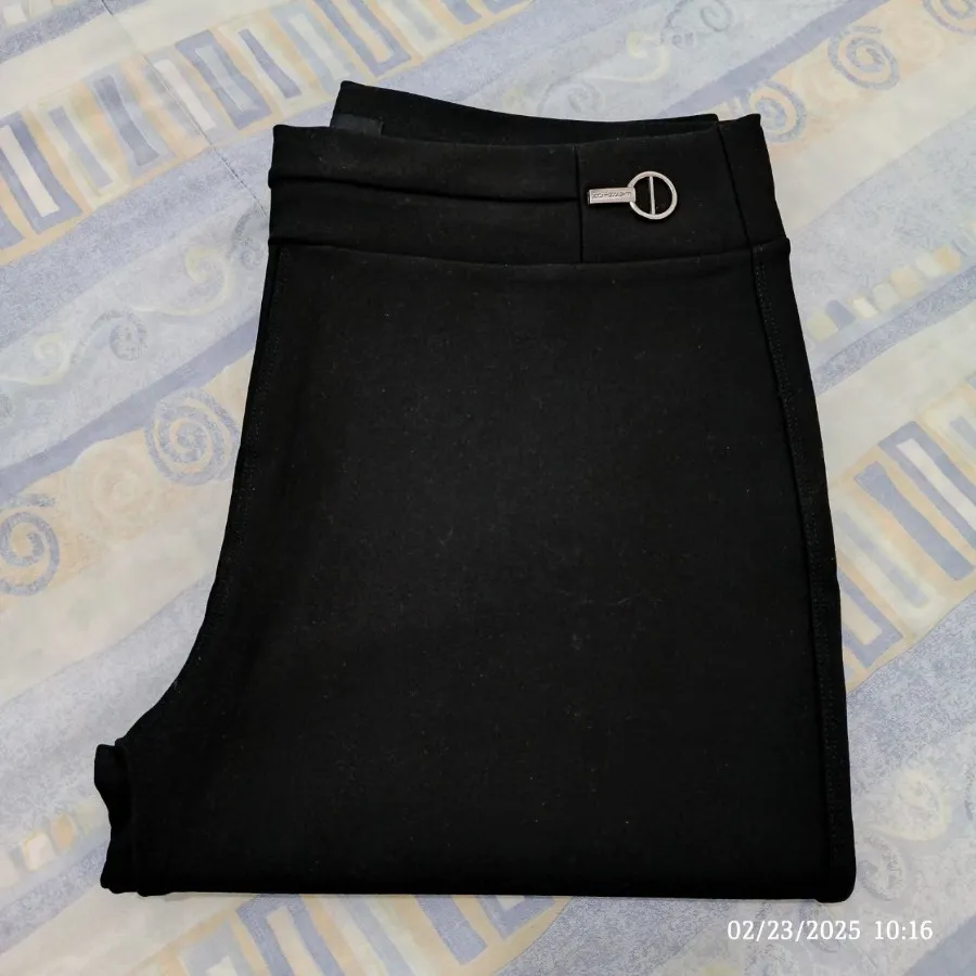 شلوار زنانه