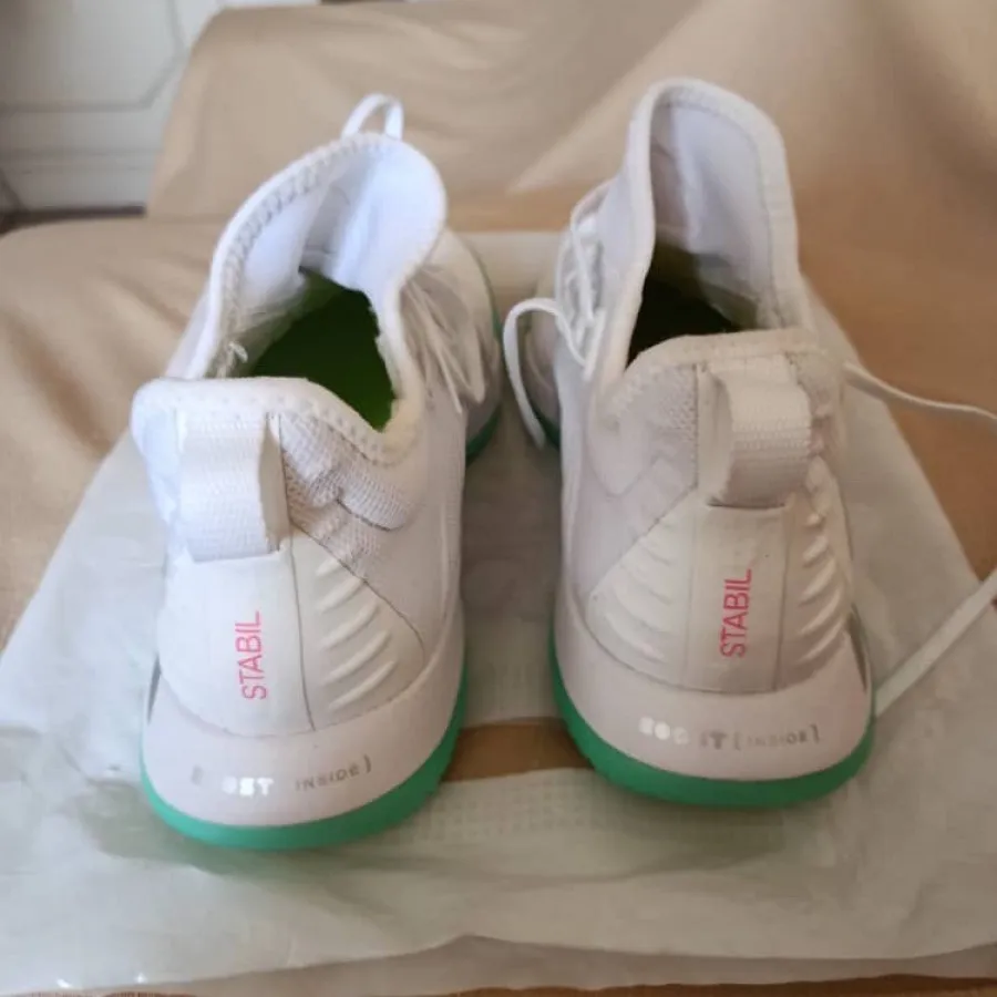 کفش آدیداس سفید