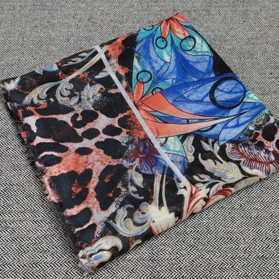 روسری نخی قواره بزرگ