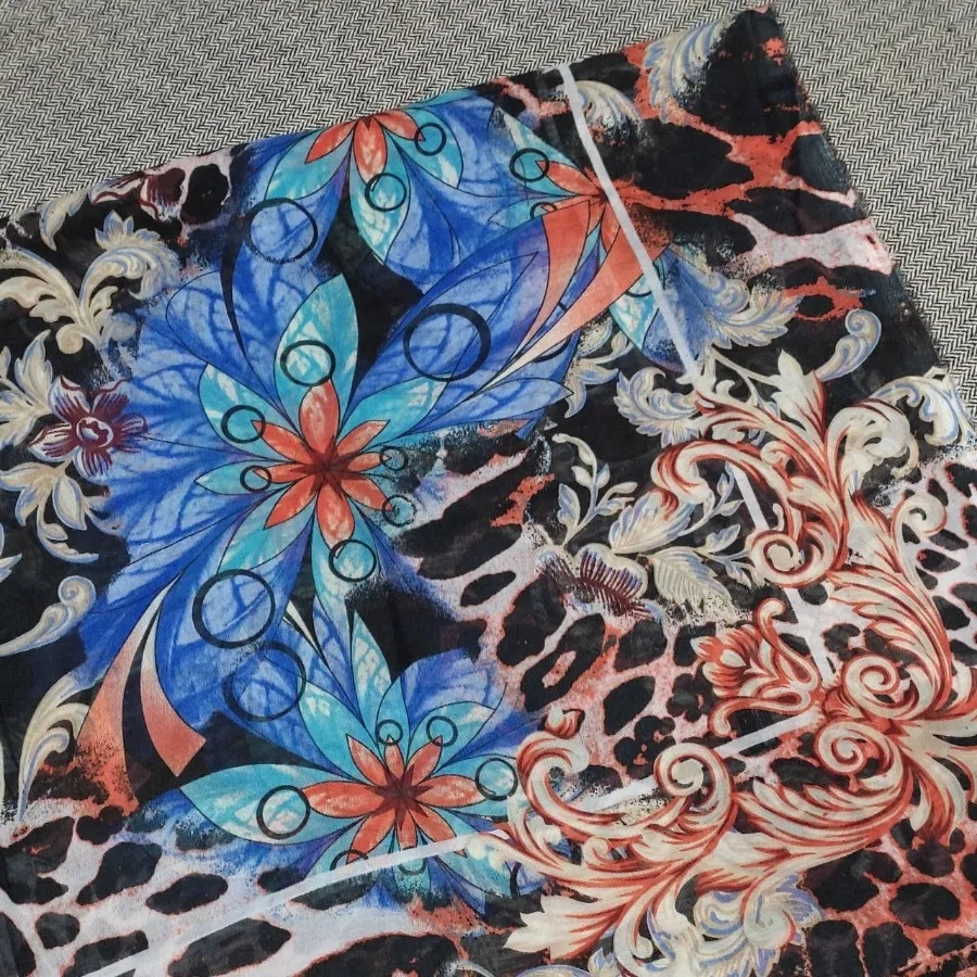 روسری نخی قواره بزرگ