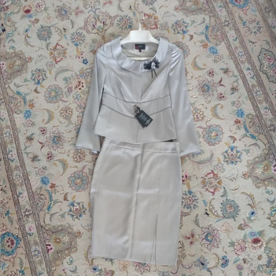 ست کت و دامن طوسی-نقره‌ای