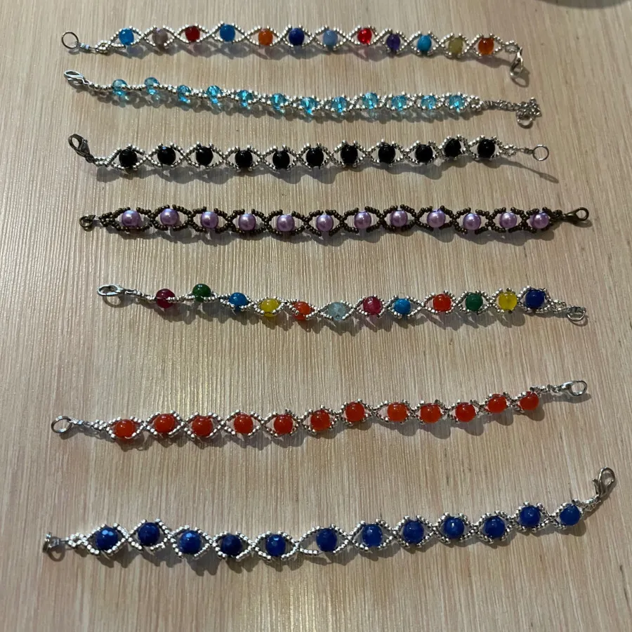 دستبندهای دست ساز