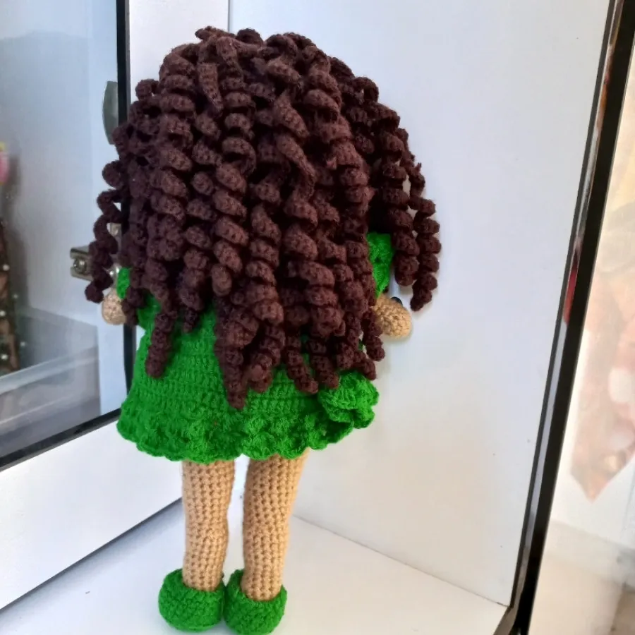 عروسک بسیار زیبا