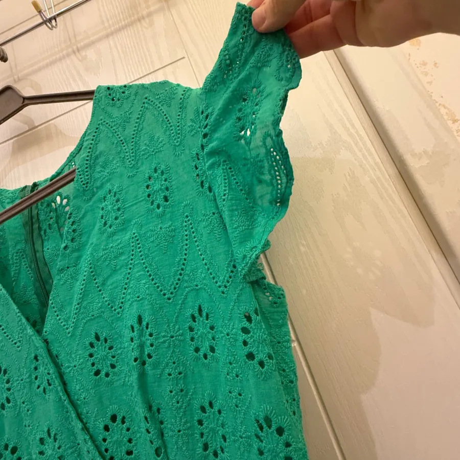 پیراهن وال خامه دوزی