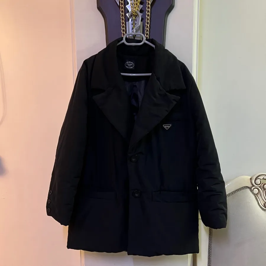 کاپشن خارجی پرادا