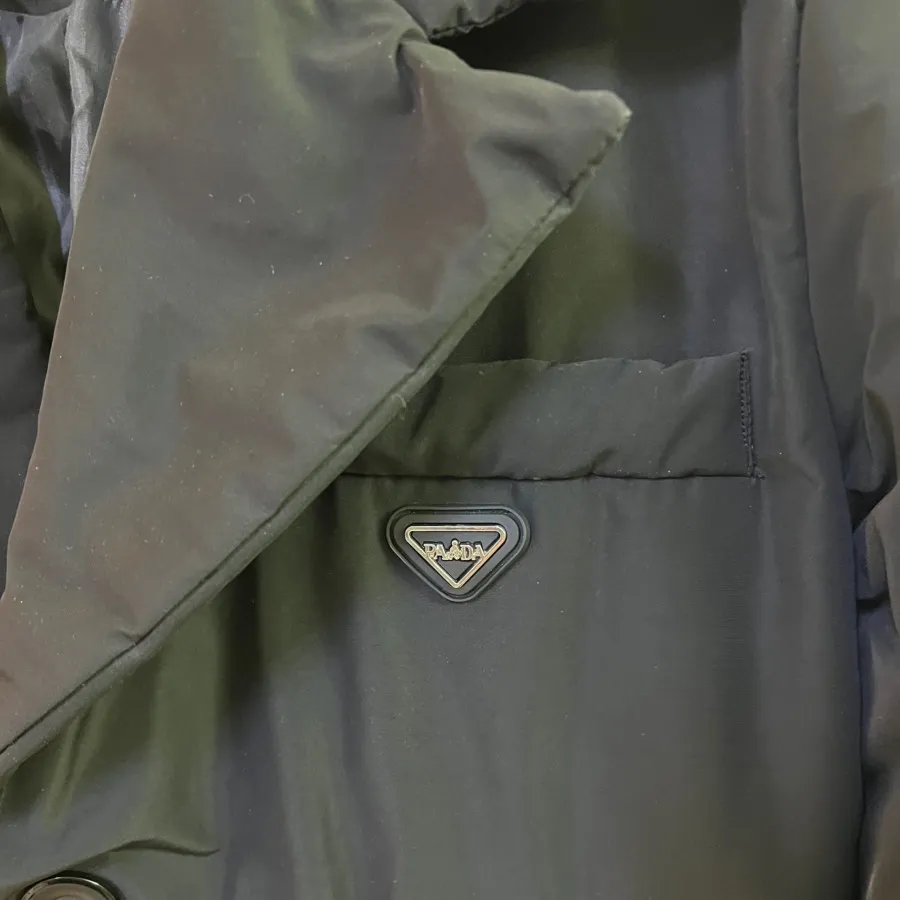 کاپشن خارجی پرادا