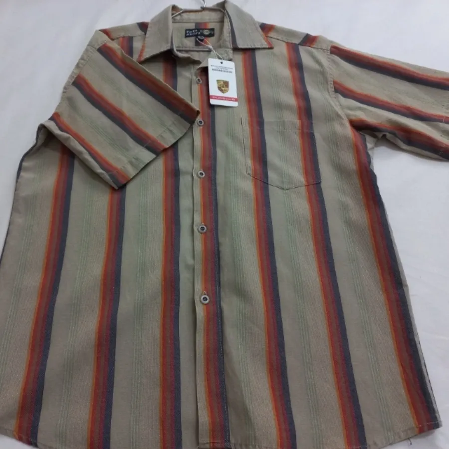 پیراهن مردانه