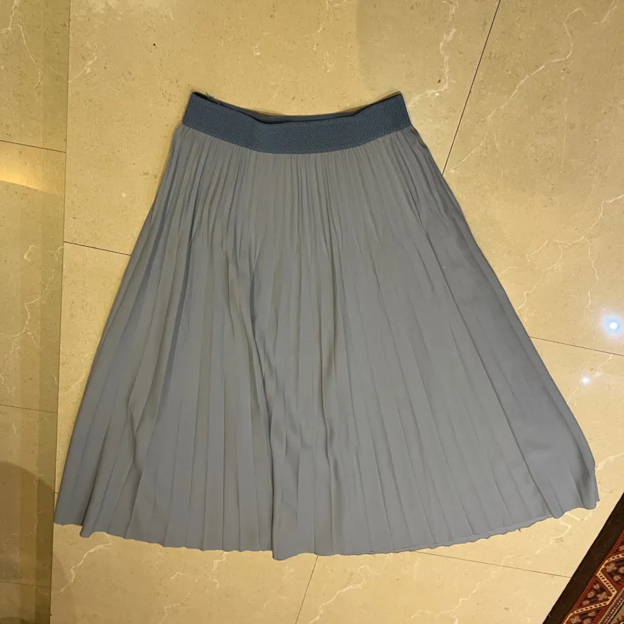 دامن پلیسه آبی