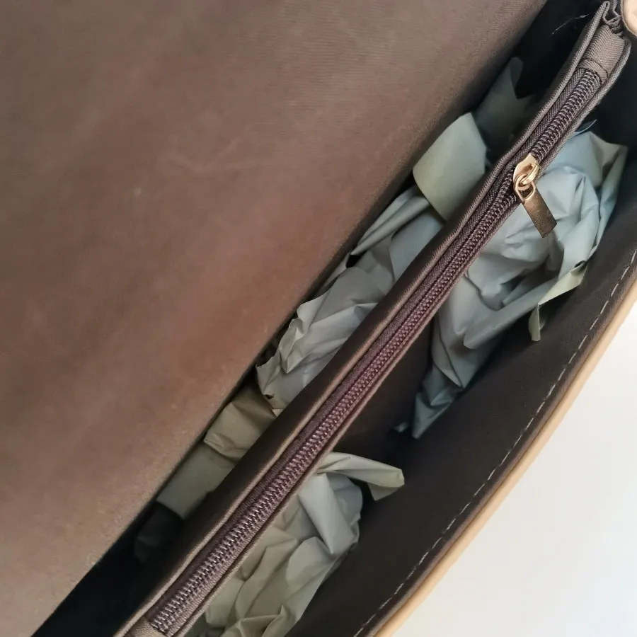 کیف مجلسی کرمی