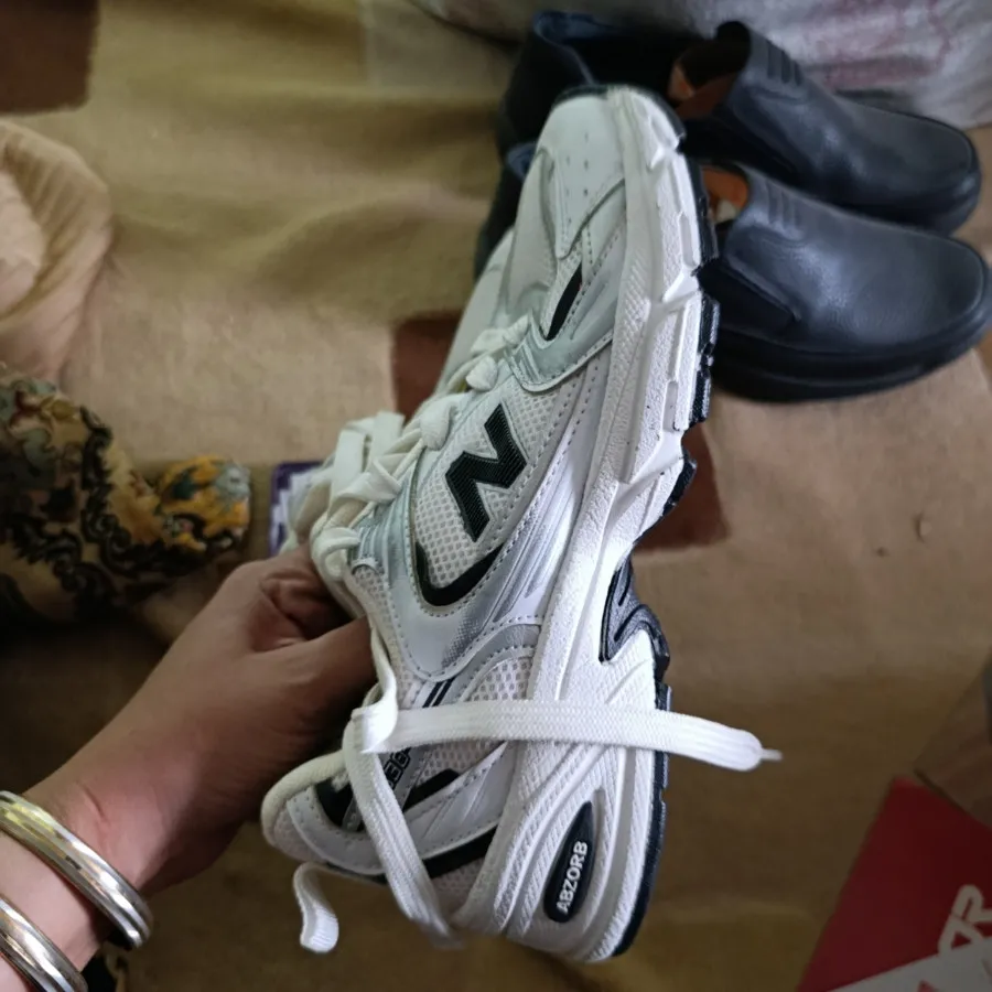 کتونی نیوبالانس