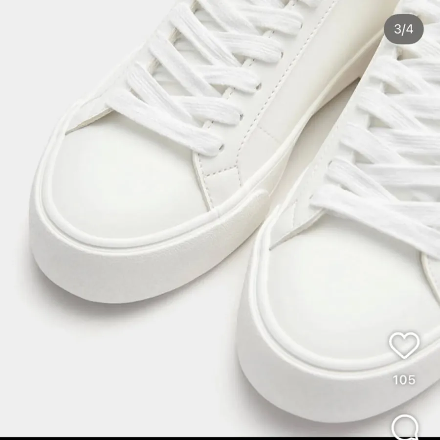 کفش سفید pull &bear