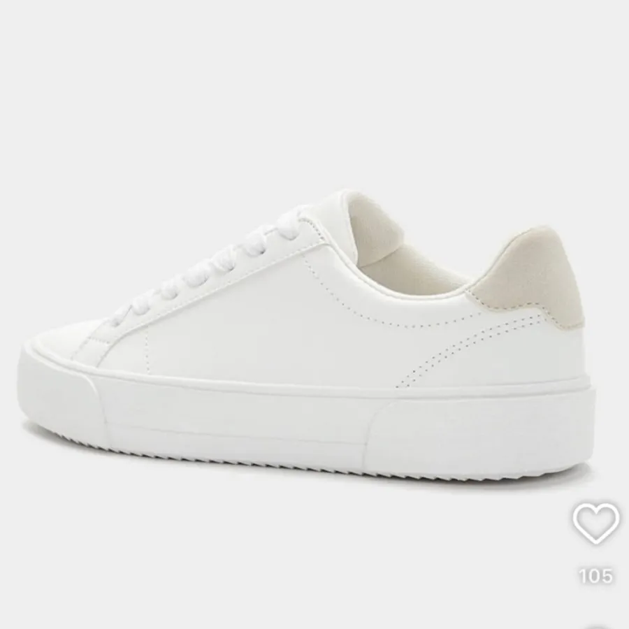 کفش سفید pull &bear