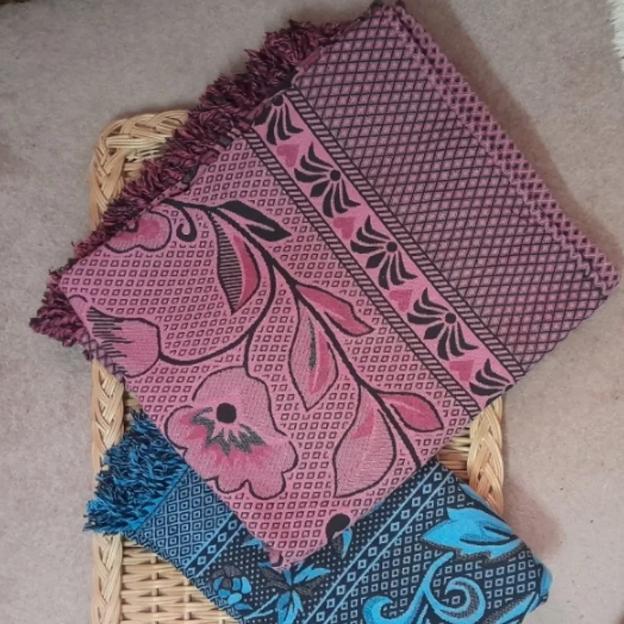 رو فرشی نخی