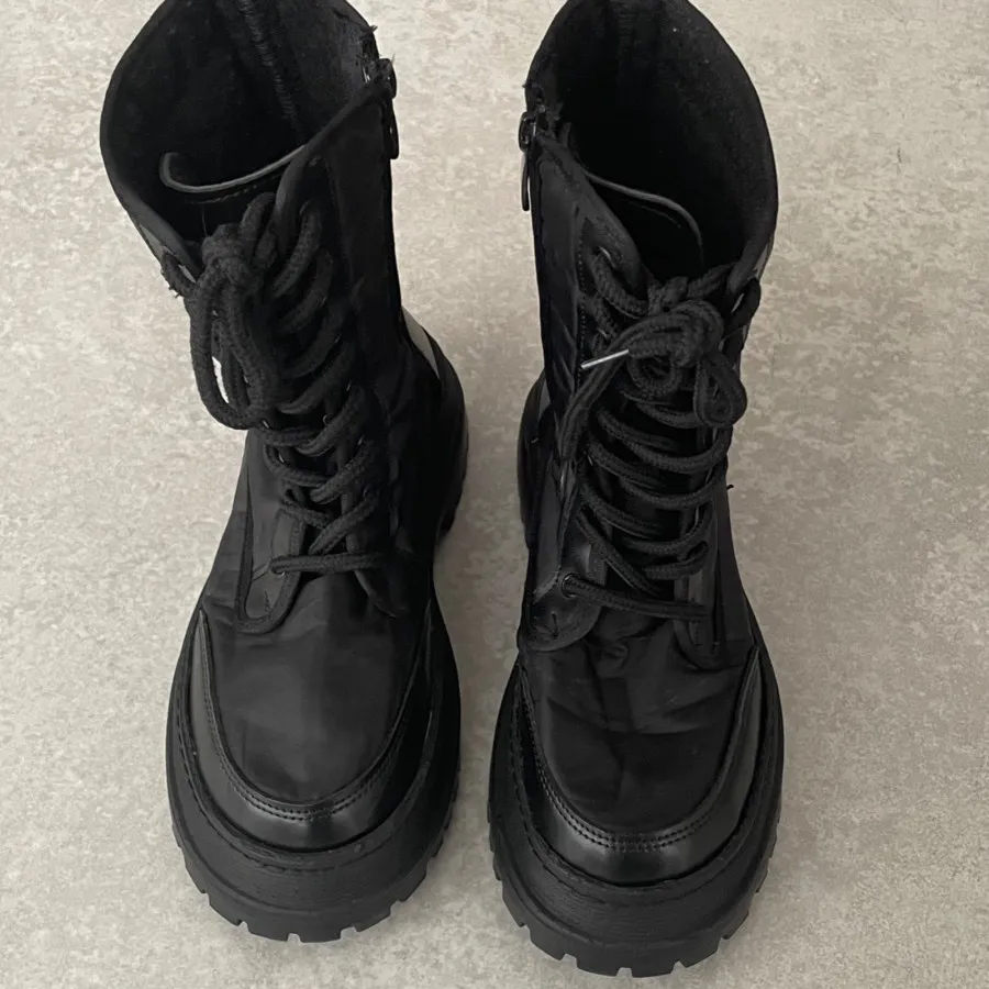 بوت مشکی سایز 37